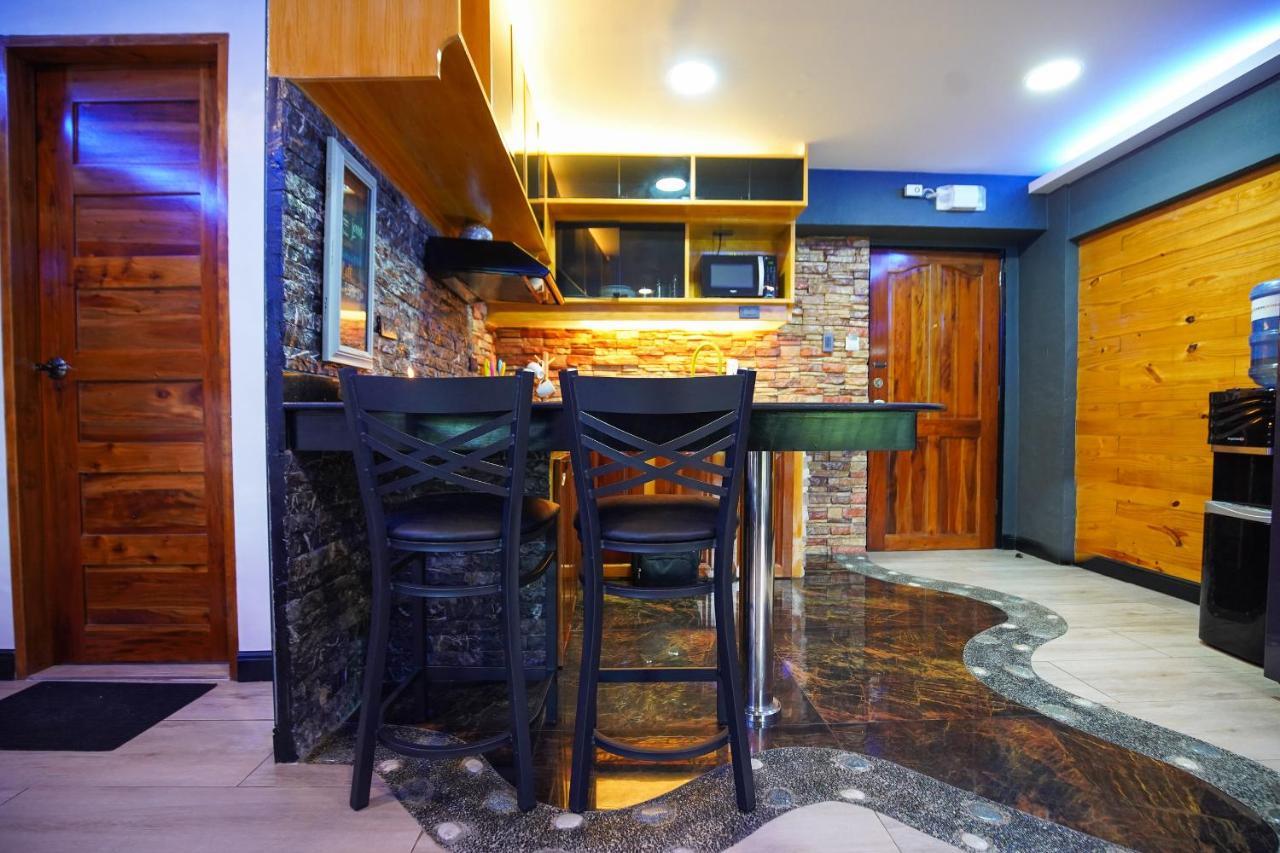 Apartment Clockworkorange Luxury 4-minutes Away To Airport Lapu-Lapu City