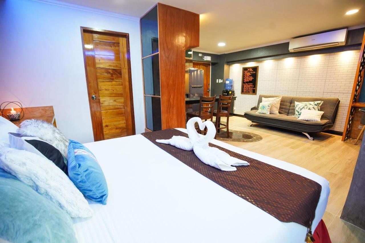 Clockworkorange Luxury 4-minutes Away To Airport