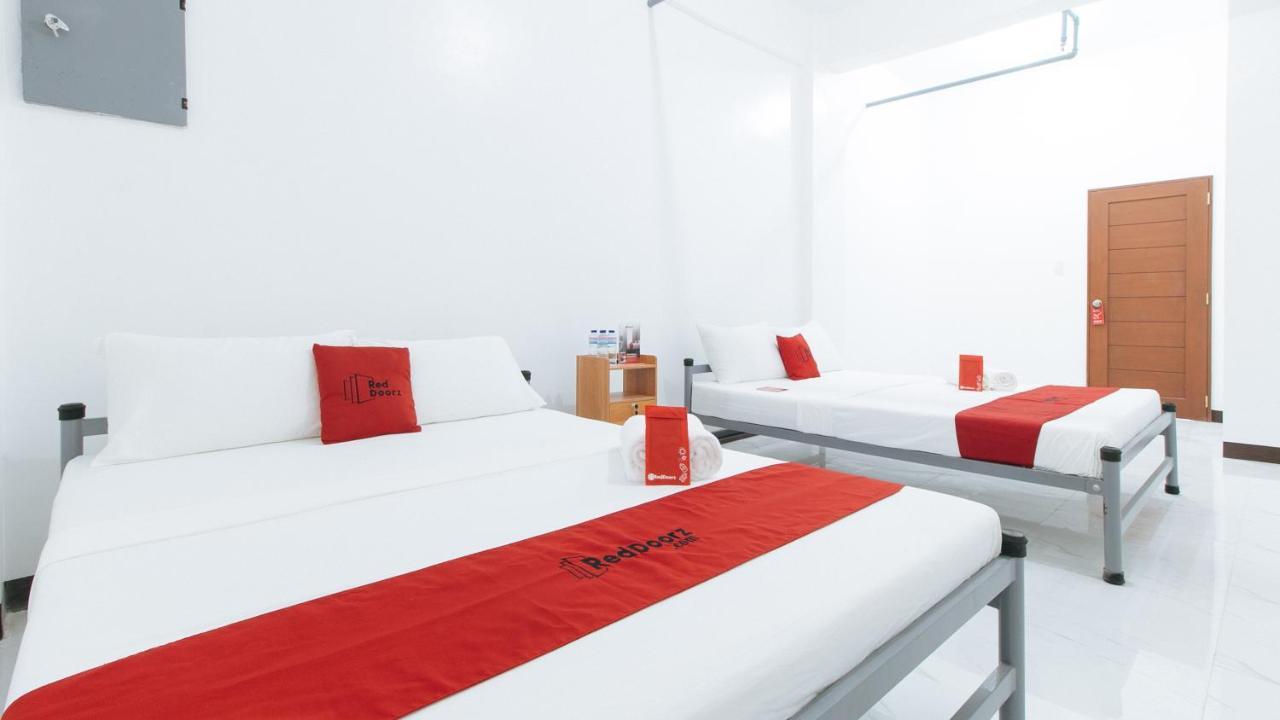 Hotel Reddoorz @ Park's Alcantara Alcantara (Cebu)