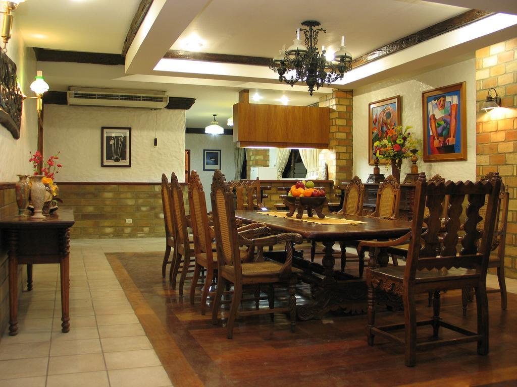 Hotel Crown Regency Residences - Quarantine