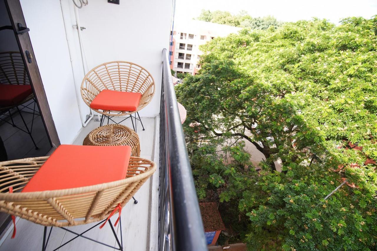 Apartment Clockworkorange Luxury 4-minutes Away To Airport