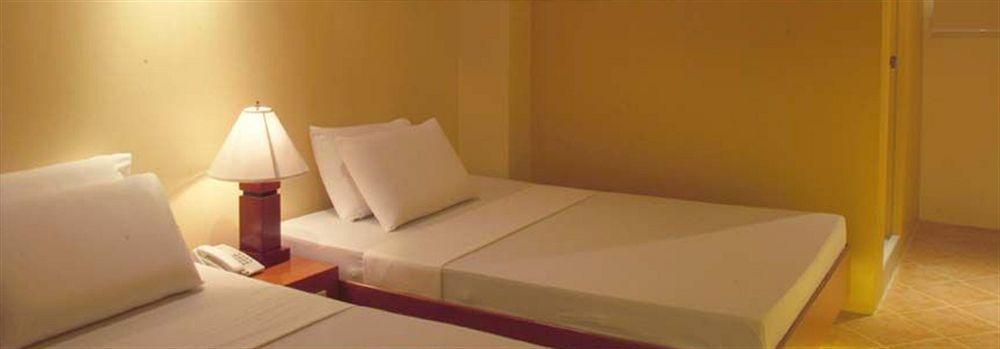 Gran Prix And Suites Hotel 2*