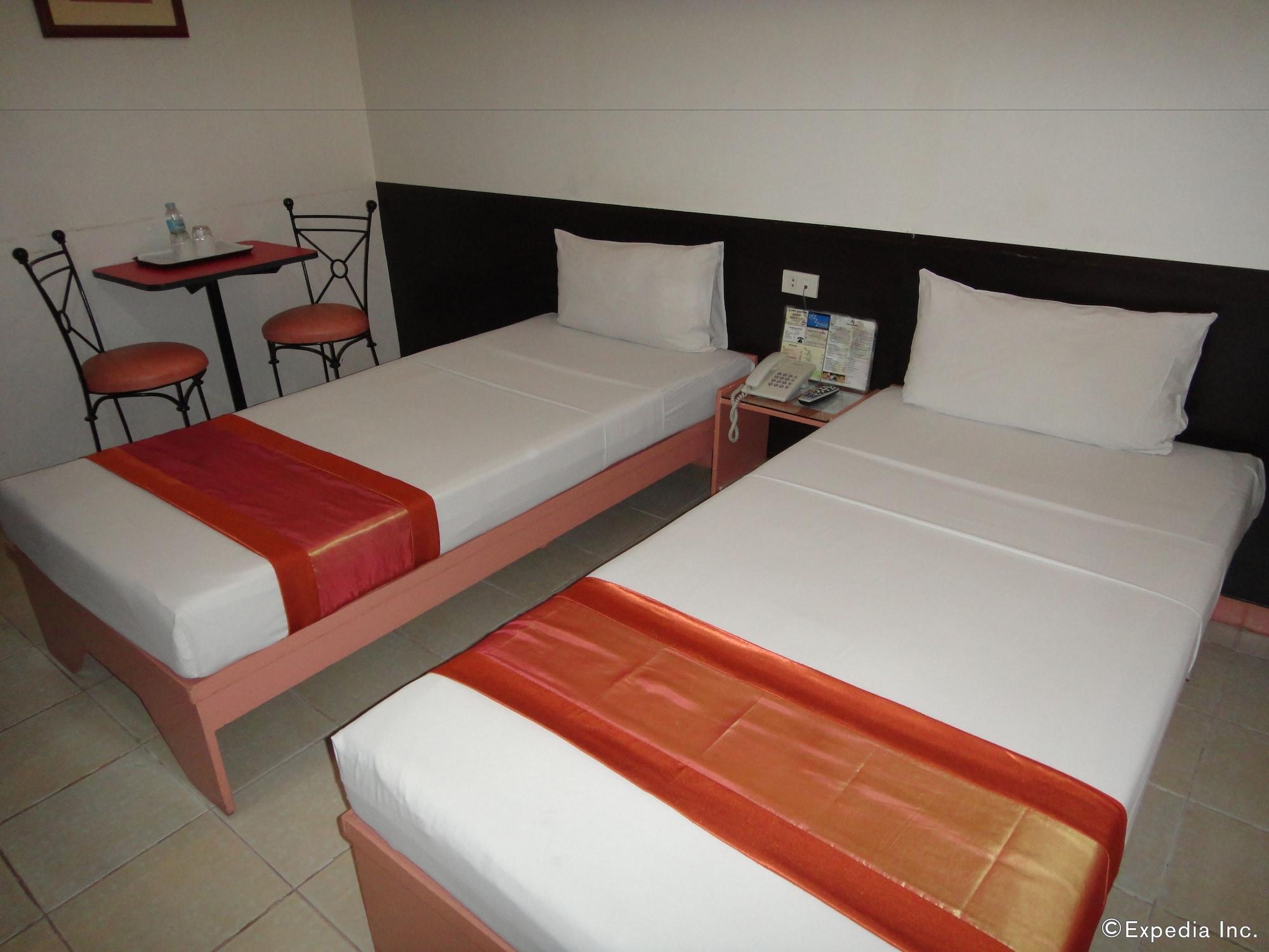 Pier Cuatro Hotel Cebu
