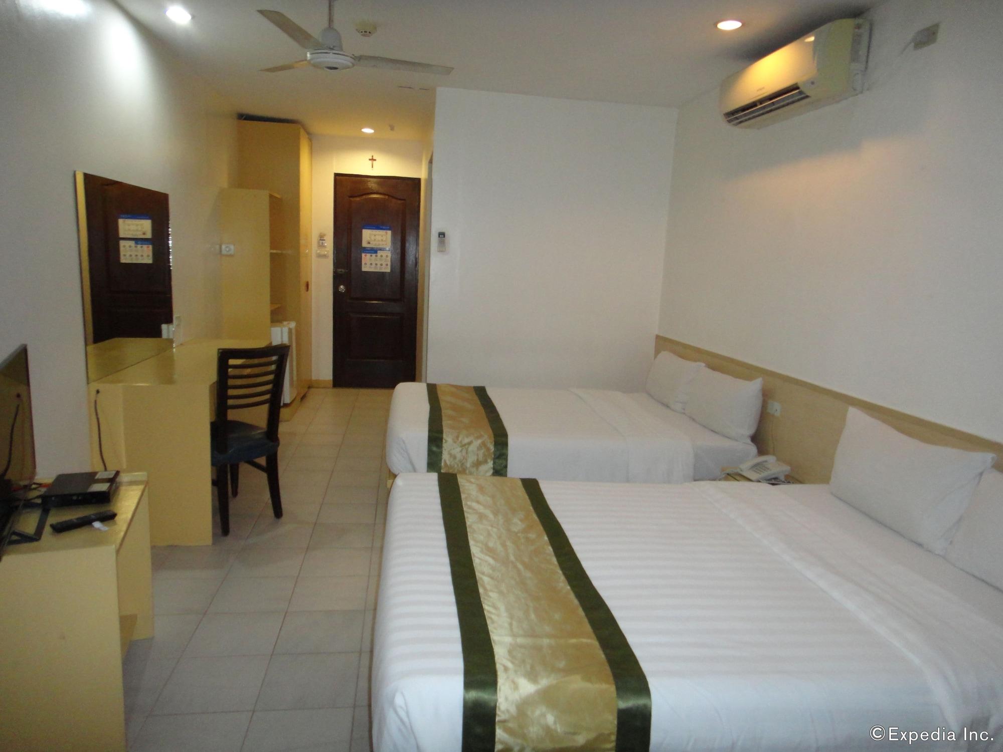Pier Cuatro Hotel