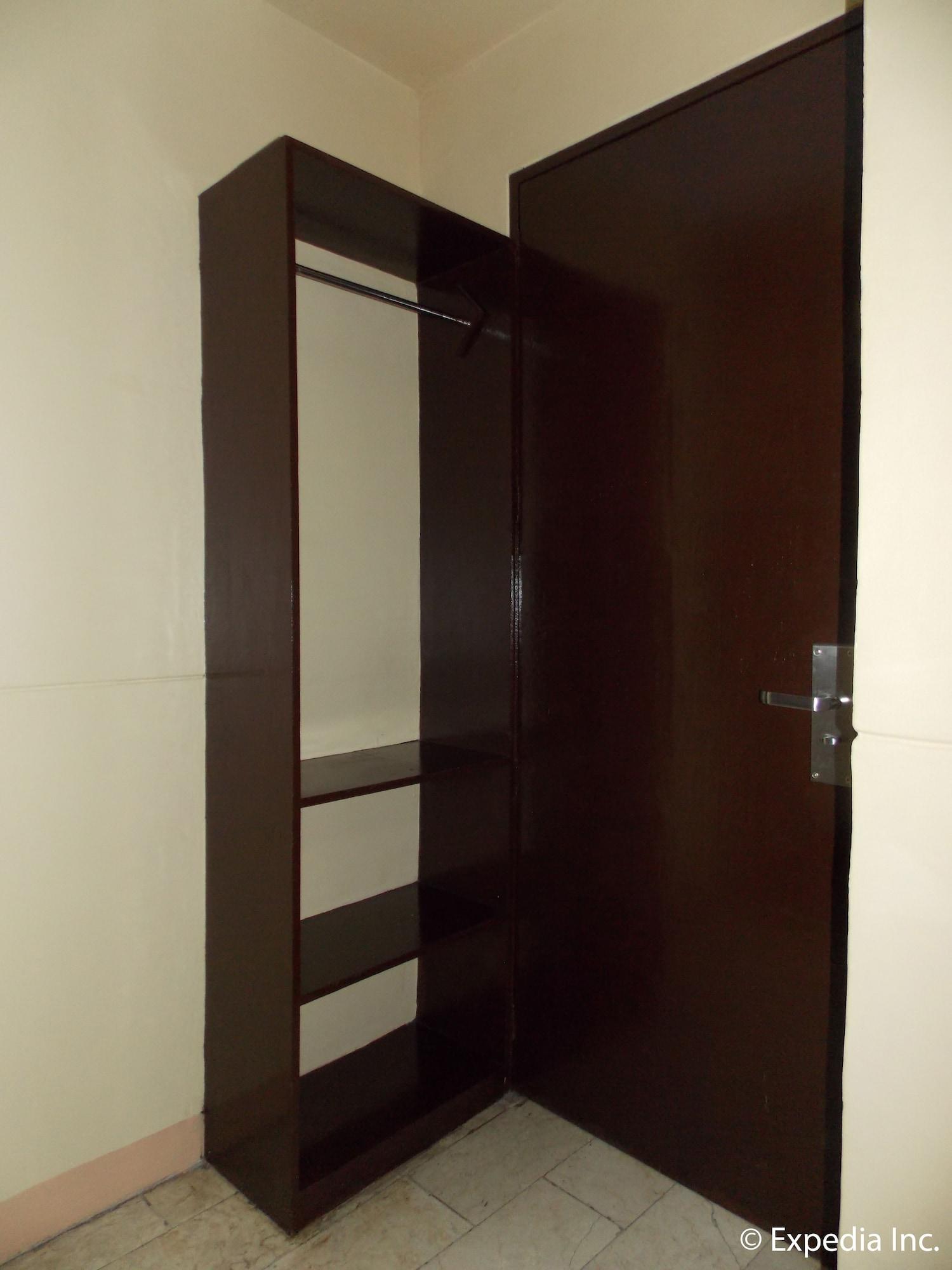 Gv Talisay Hotel 2*