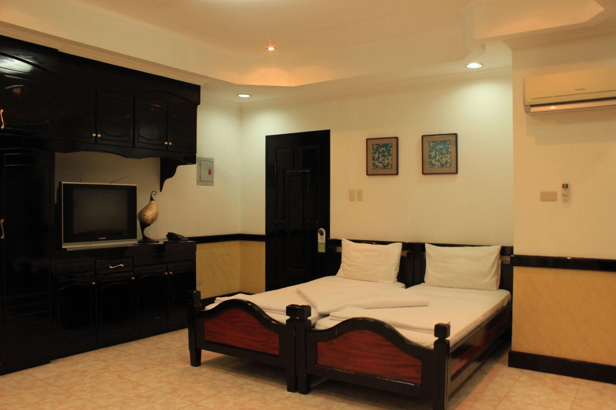 One Hotel Lapu-Lapu City