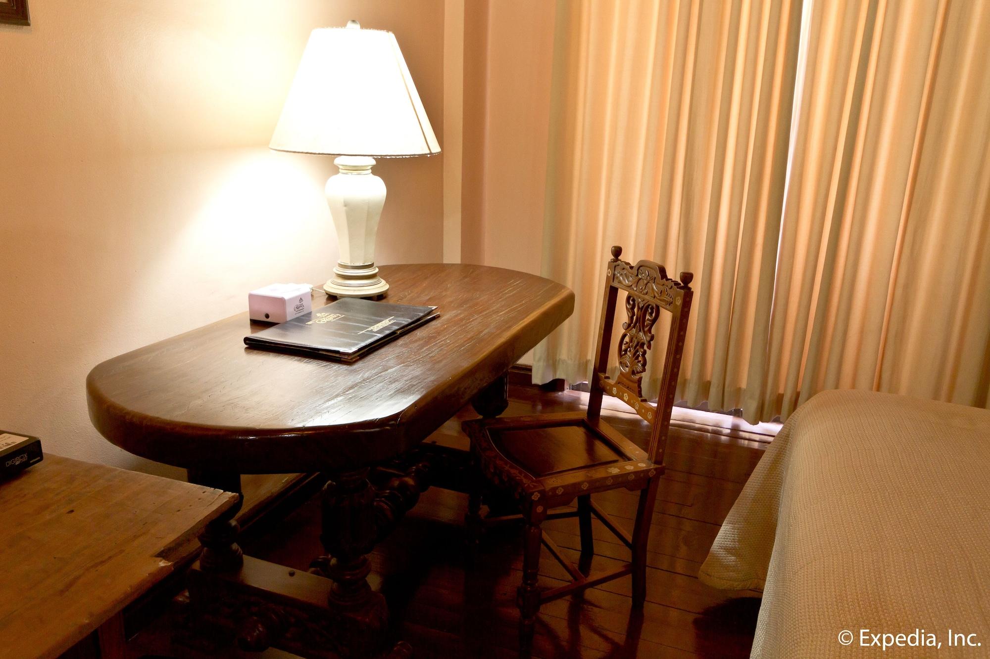 Crown Regency Residences - Quarantine Hotel Cebu