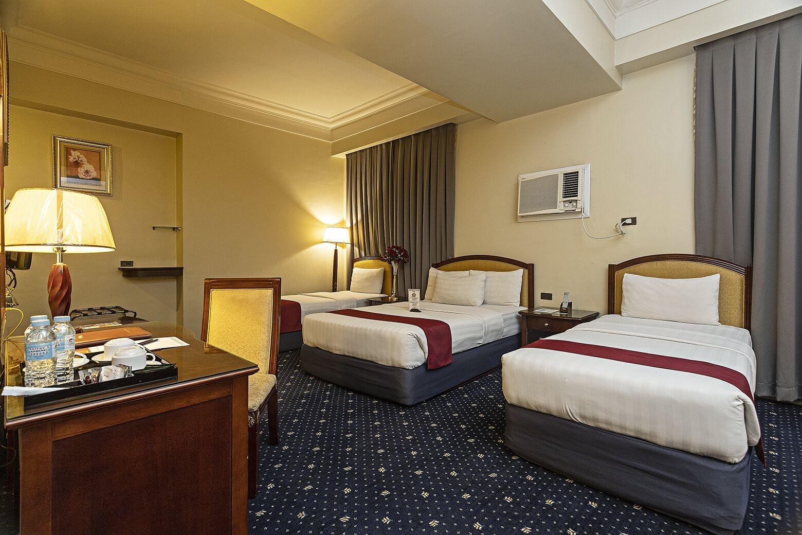 Hotel Sarrosa International And Residential 3*