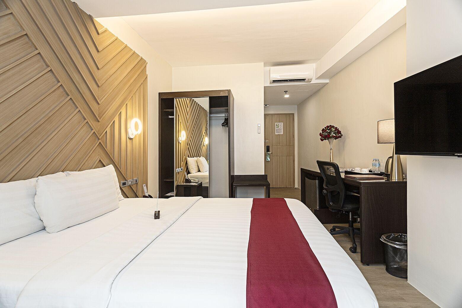 Sarrosa International And Residential Cebu