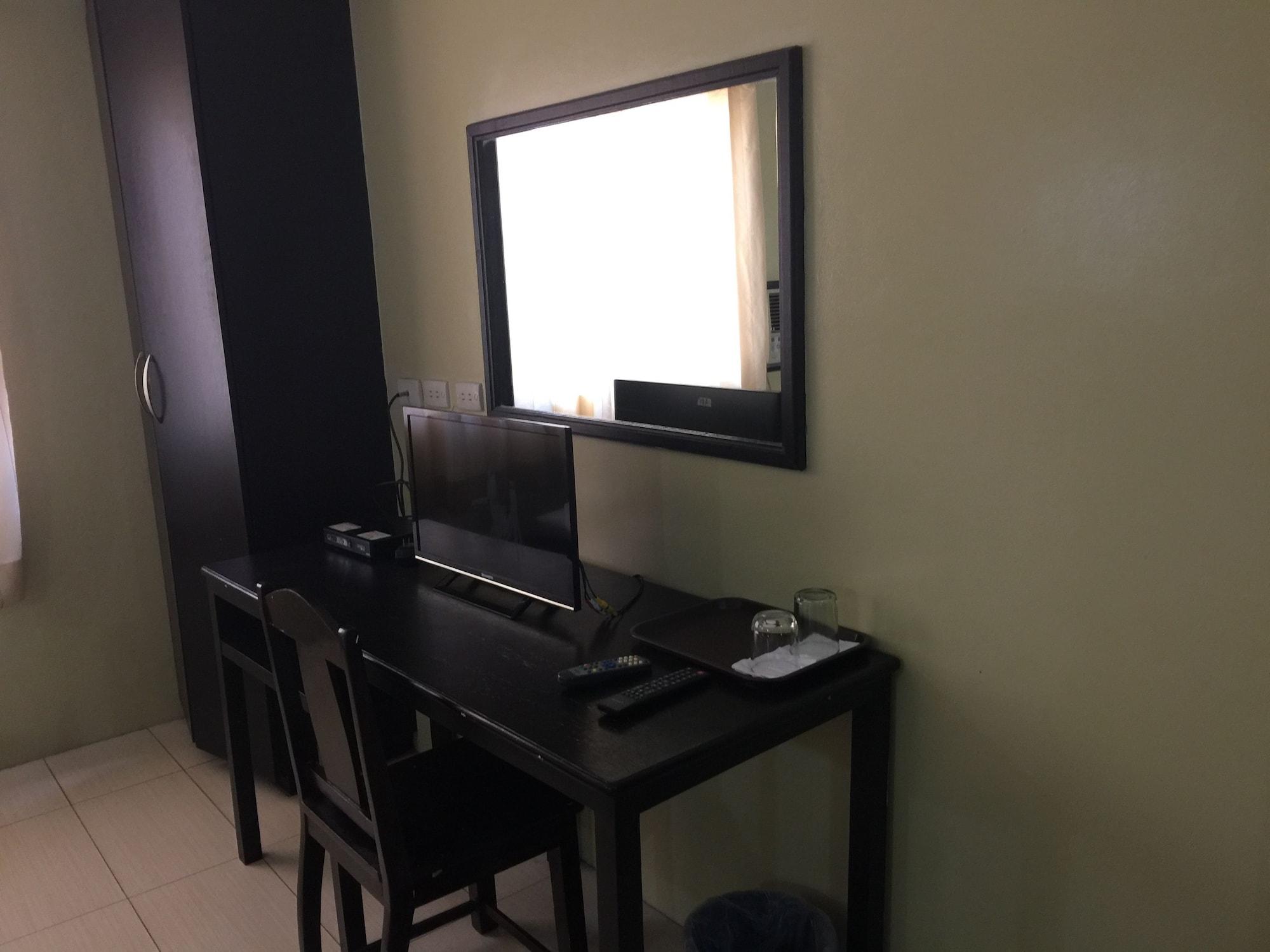 Sampaguita Plaza Garcia Hotel 3*