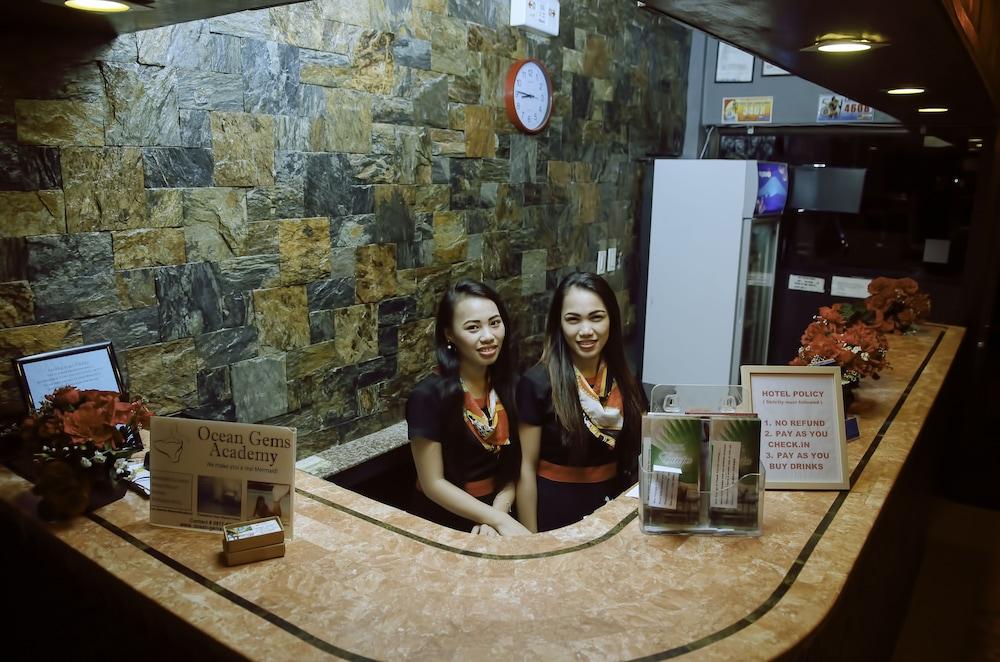 Europa Basak Philippines Hotel 3*