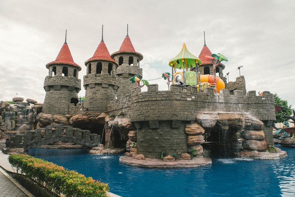 Resort Westown Lagoon - South Wing