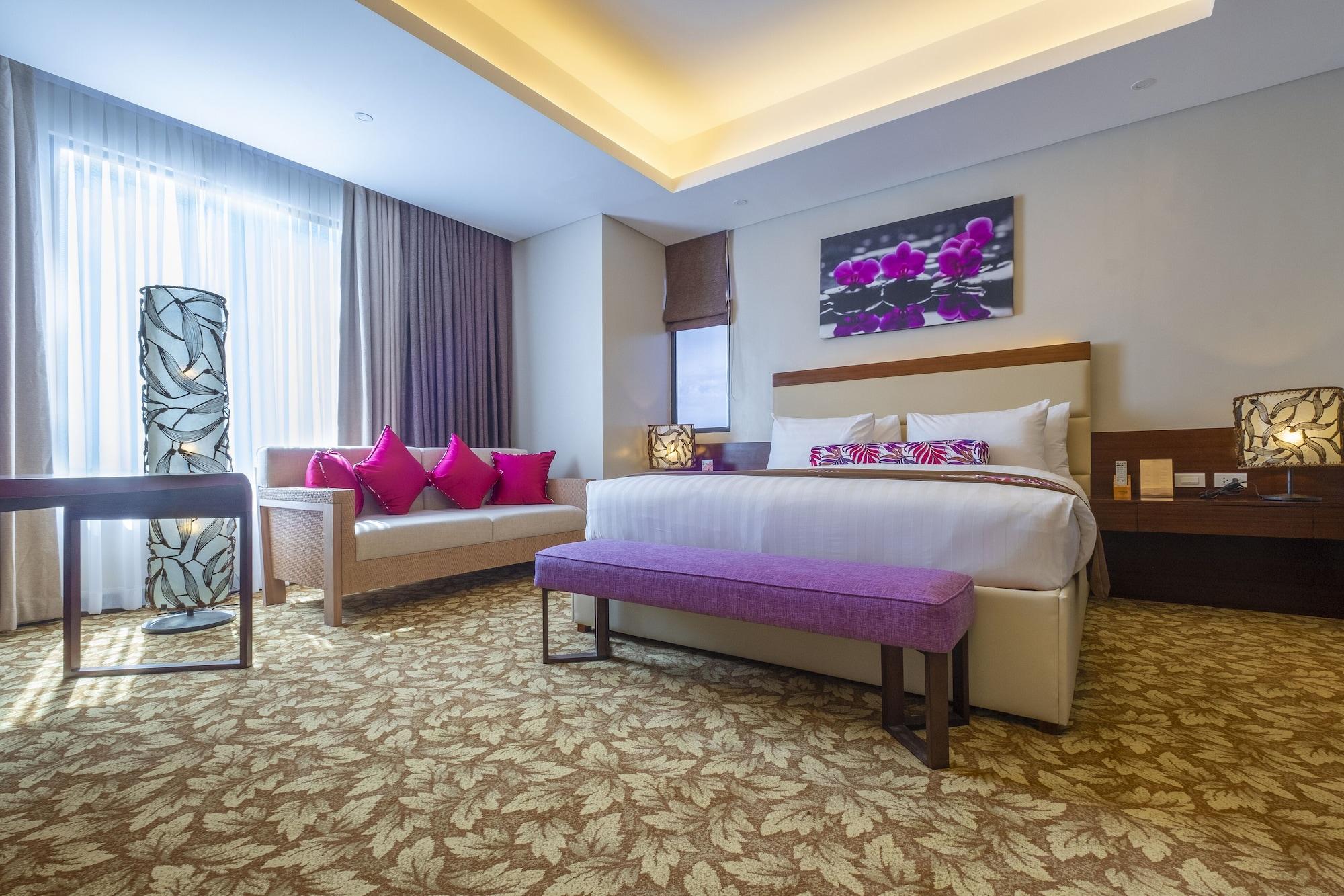 Maayo Hotel