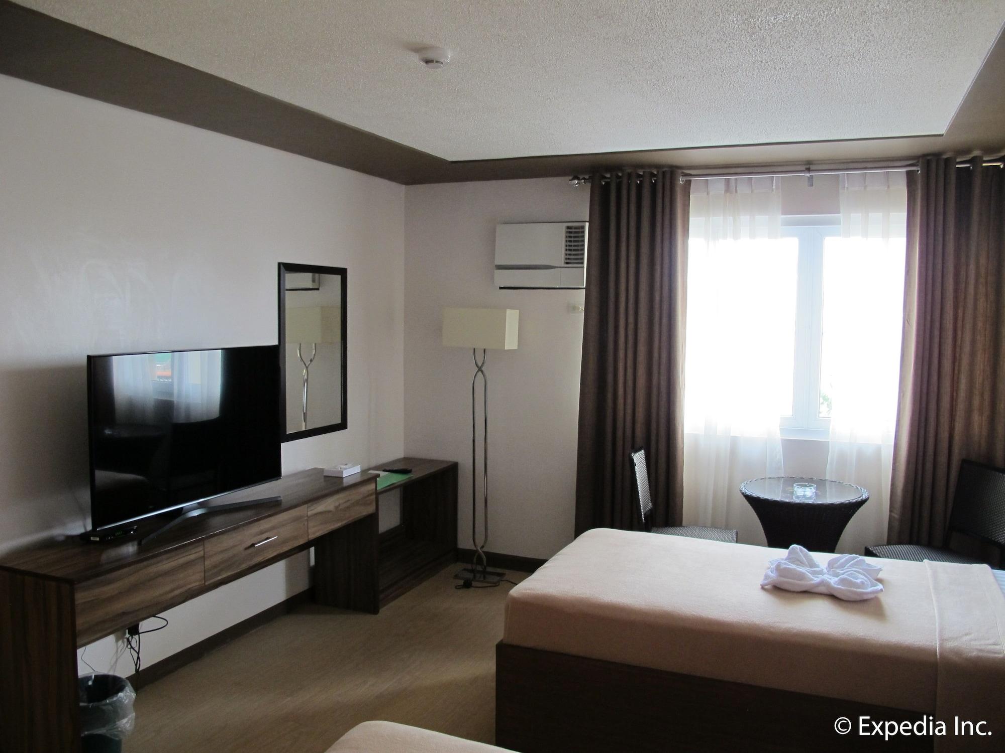 Leope Hotel 3*