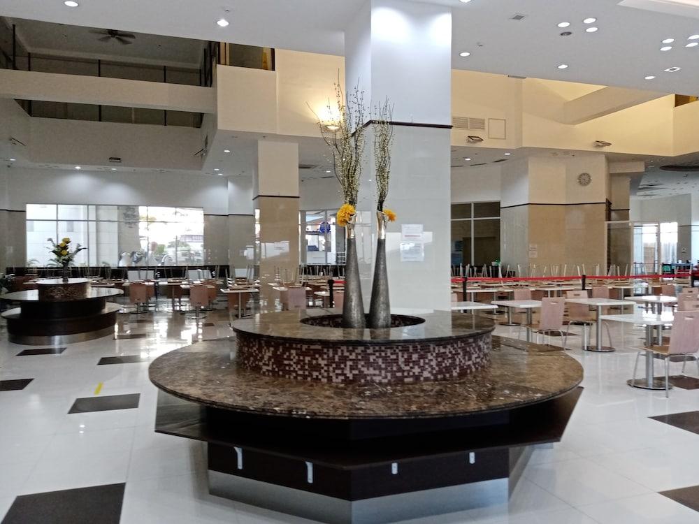 Hotel Toyoko
