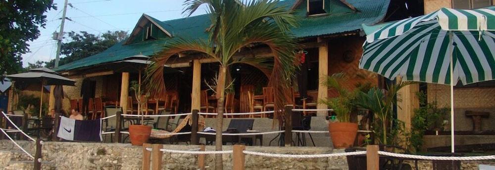 Sumisid Hotel 2*