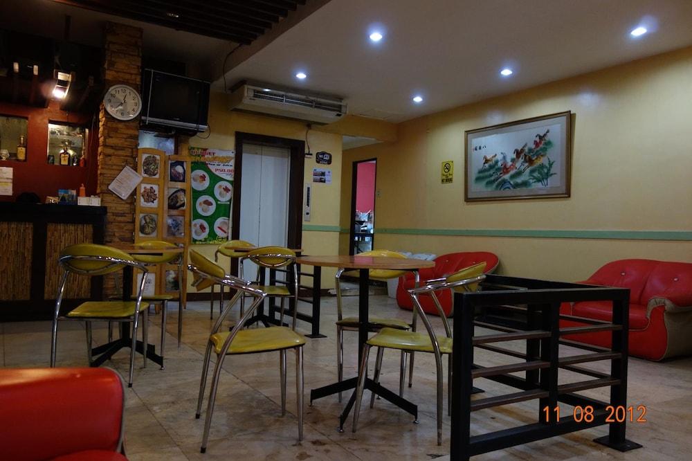 Capitol Tourist Hotel Cebu