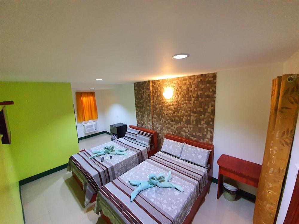 Aosmec Square * Lapu-Lapu City