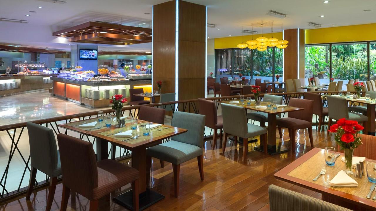 Marco Polo Plaza
