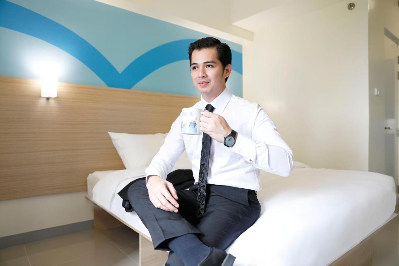 Hop Hotel 3*