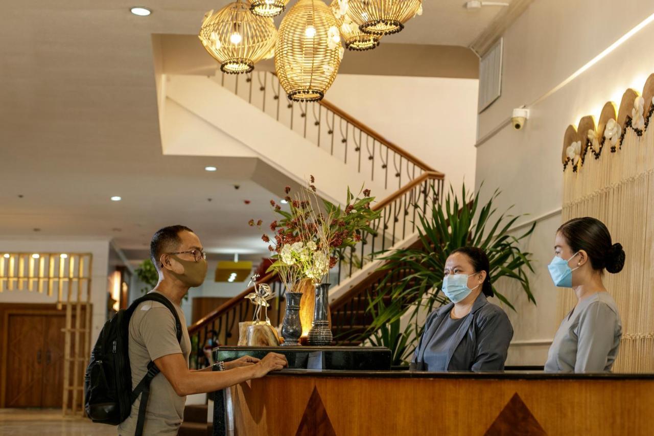 The Bellavista 3* Lapu-Lapu City