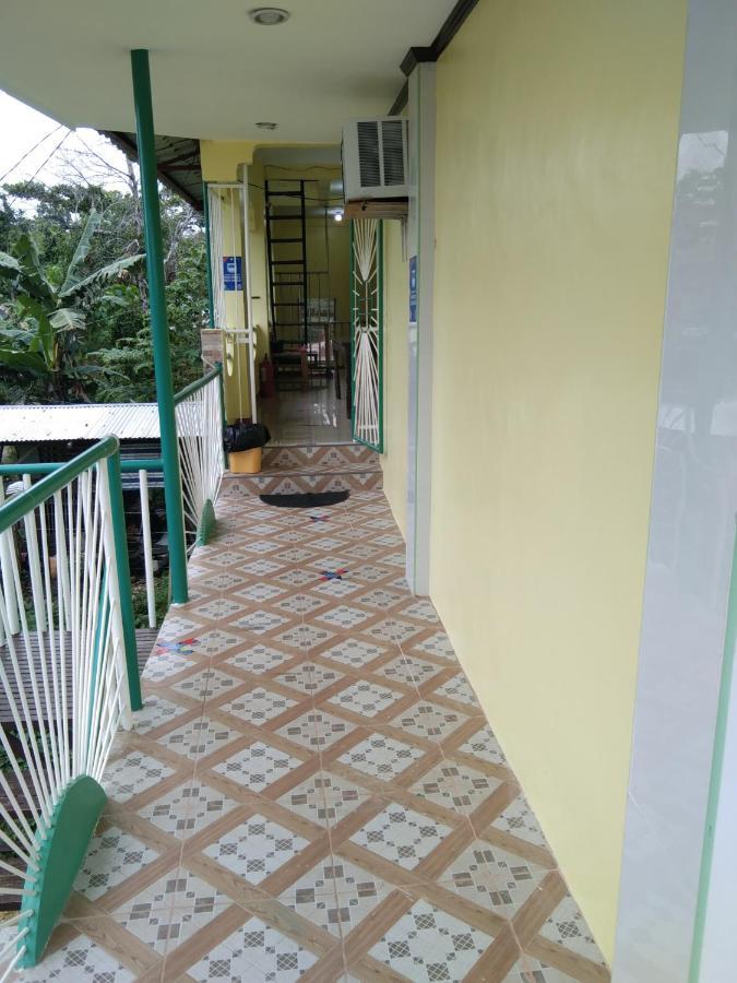 Inn Rms Travellers Poro