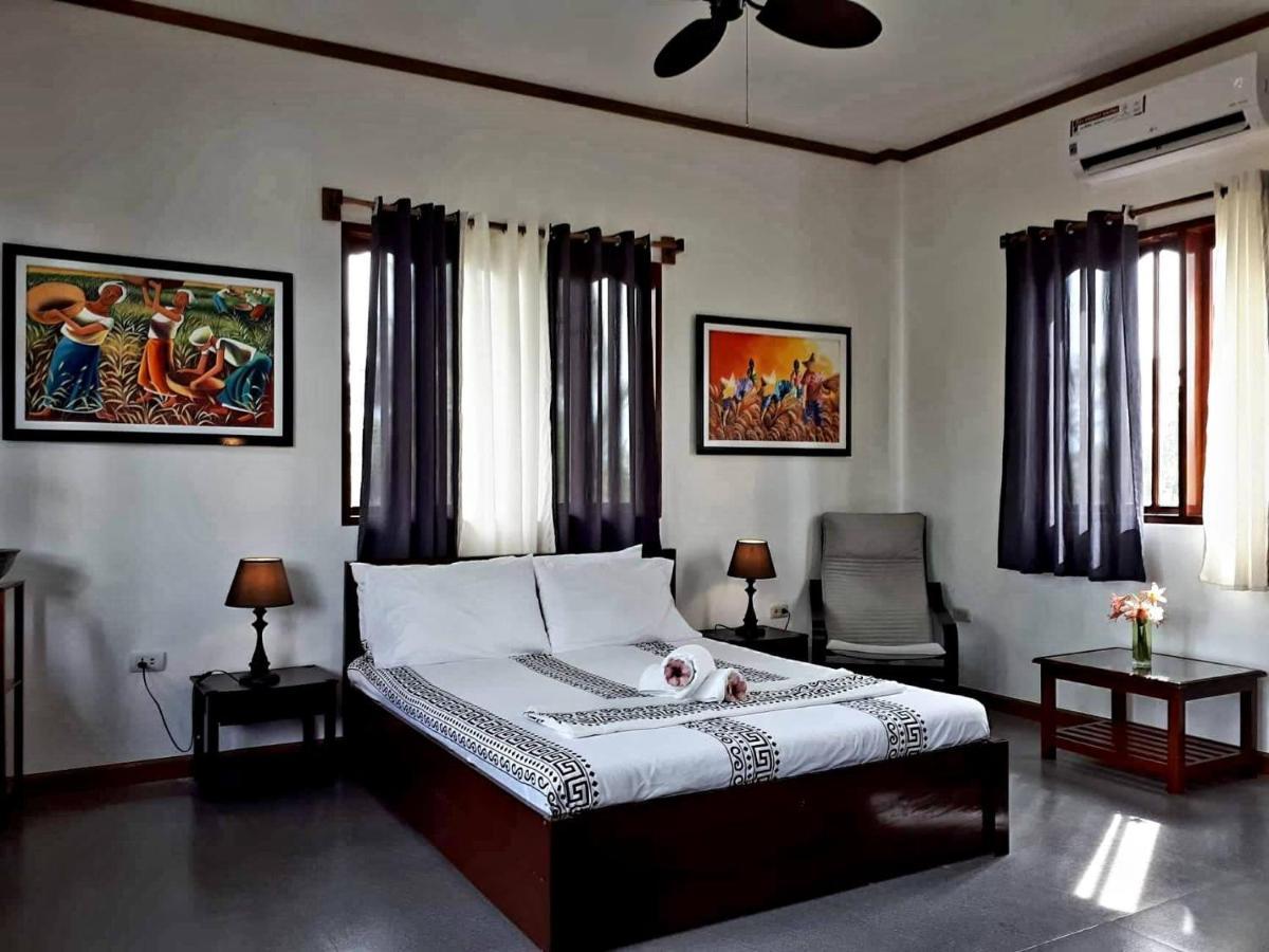 Palmera Palma Floor Moalboal
