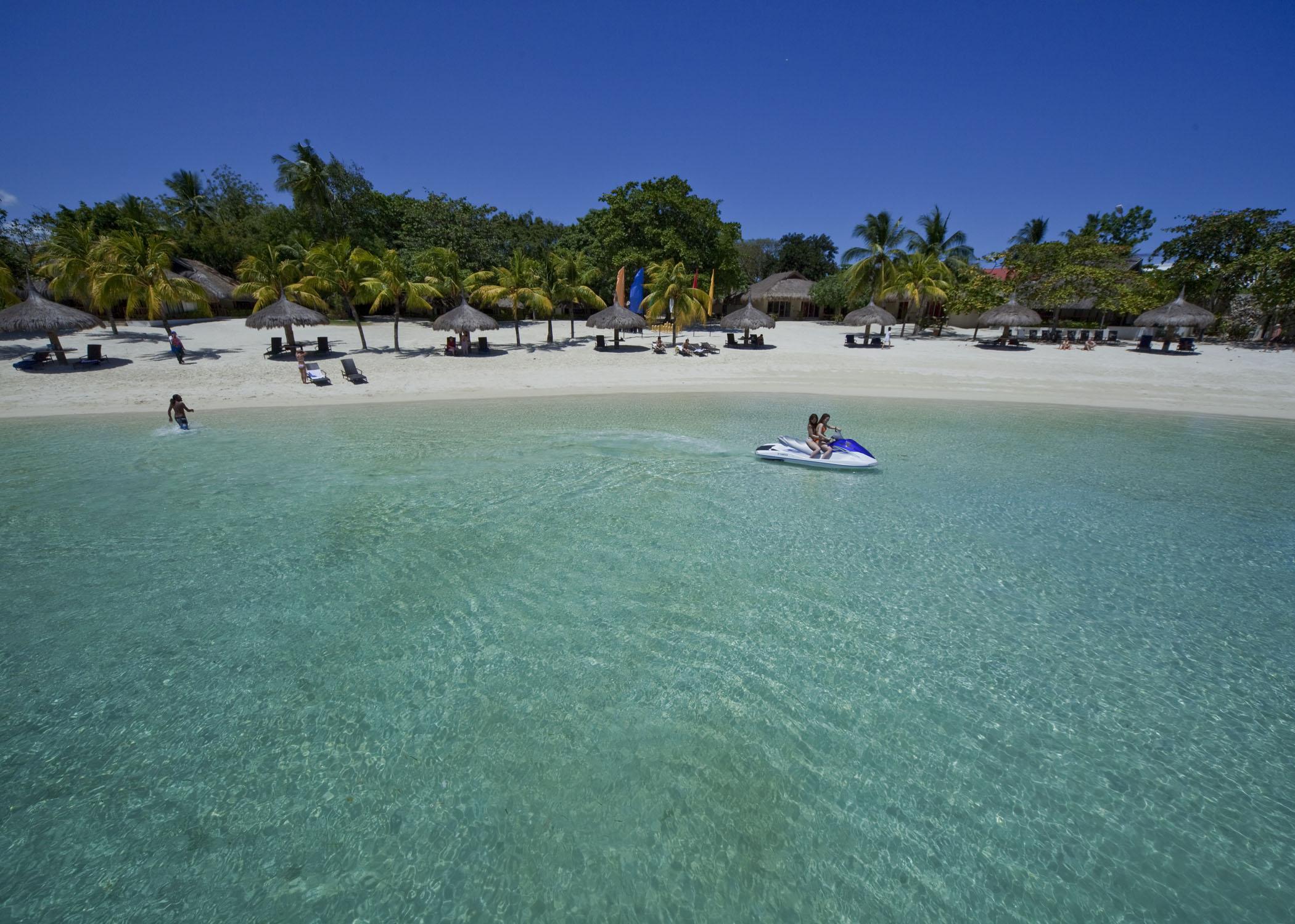 Resort Bluewater Maribago