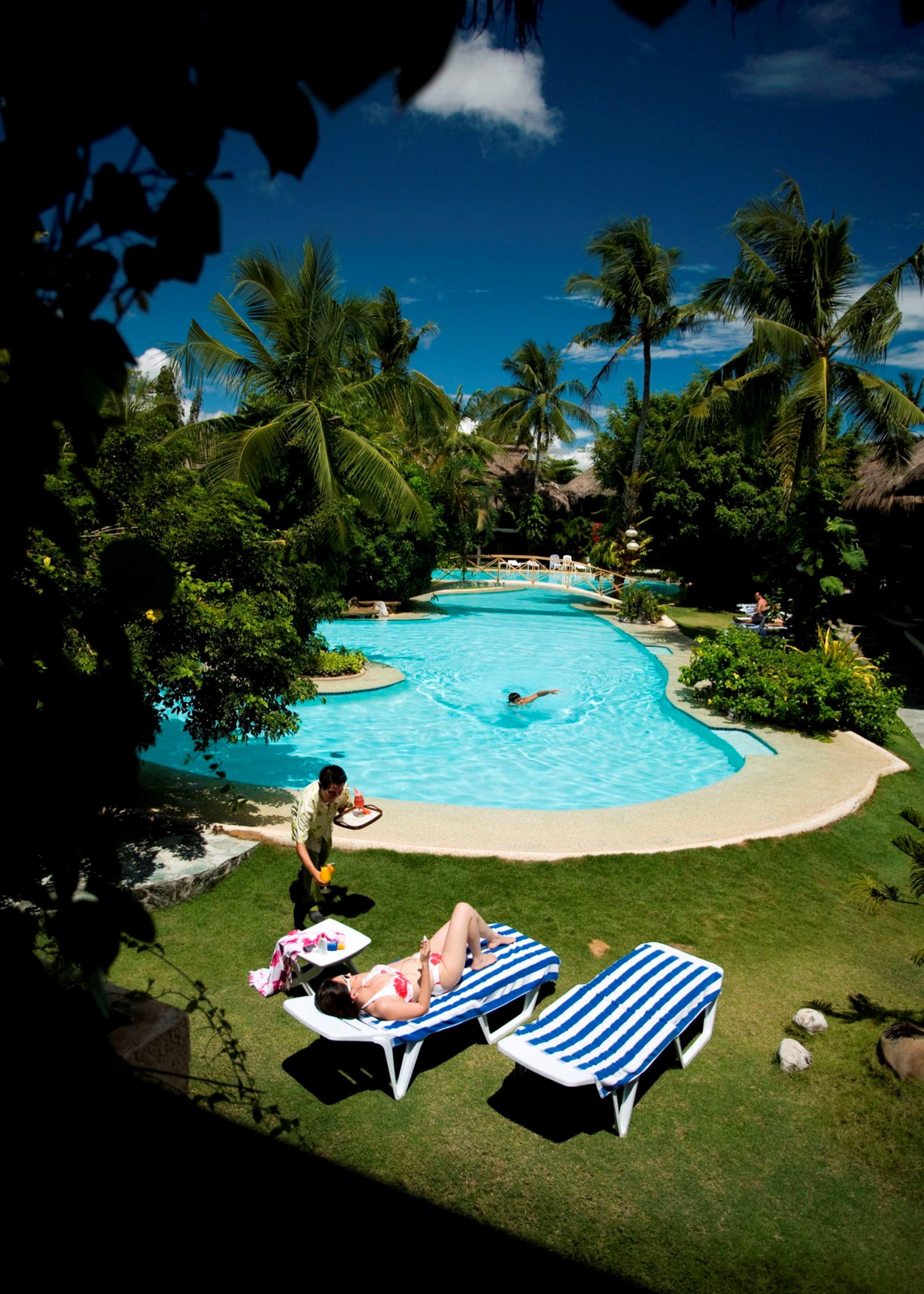 Bluewater Maribago 4*