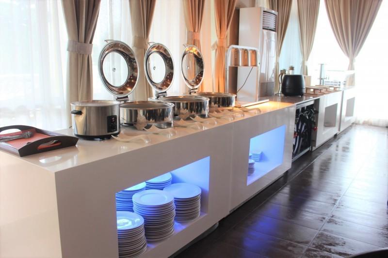 La Mirada Hotel 2*