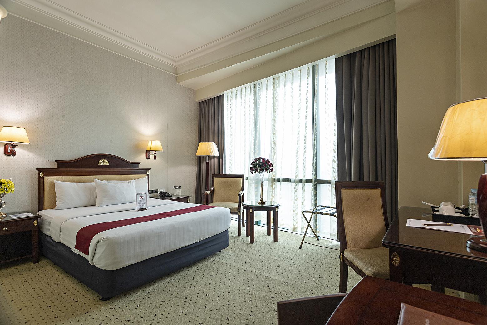 Hotel Sarrosa International And Residential Cebu