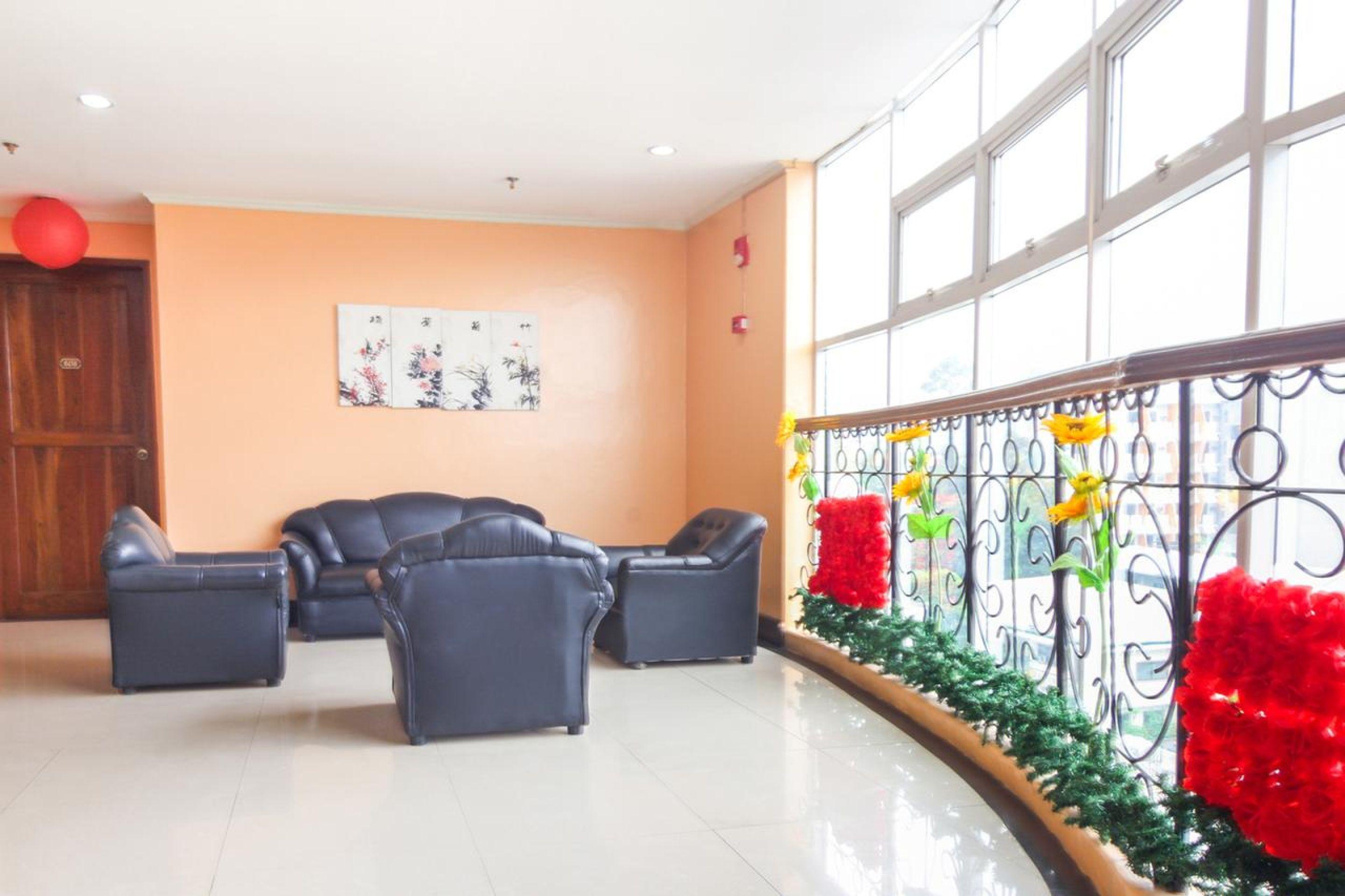 Hotel Oyo 130 Jy Crown Palace 3*