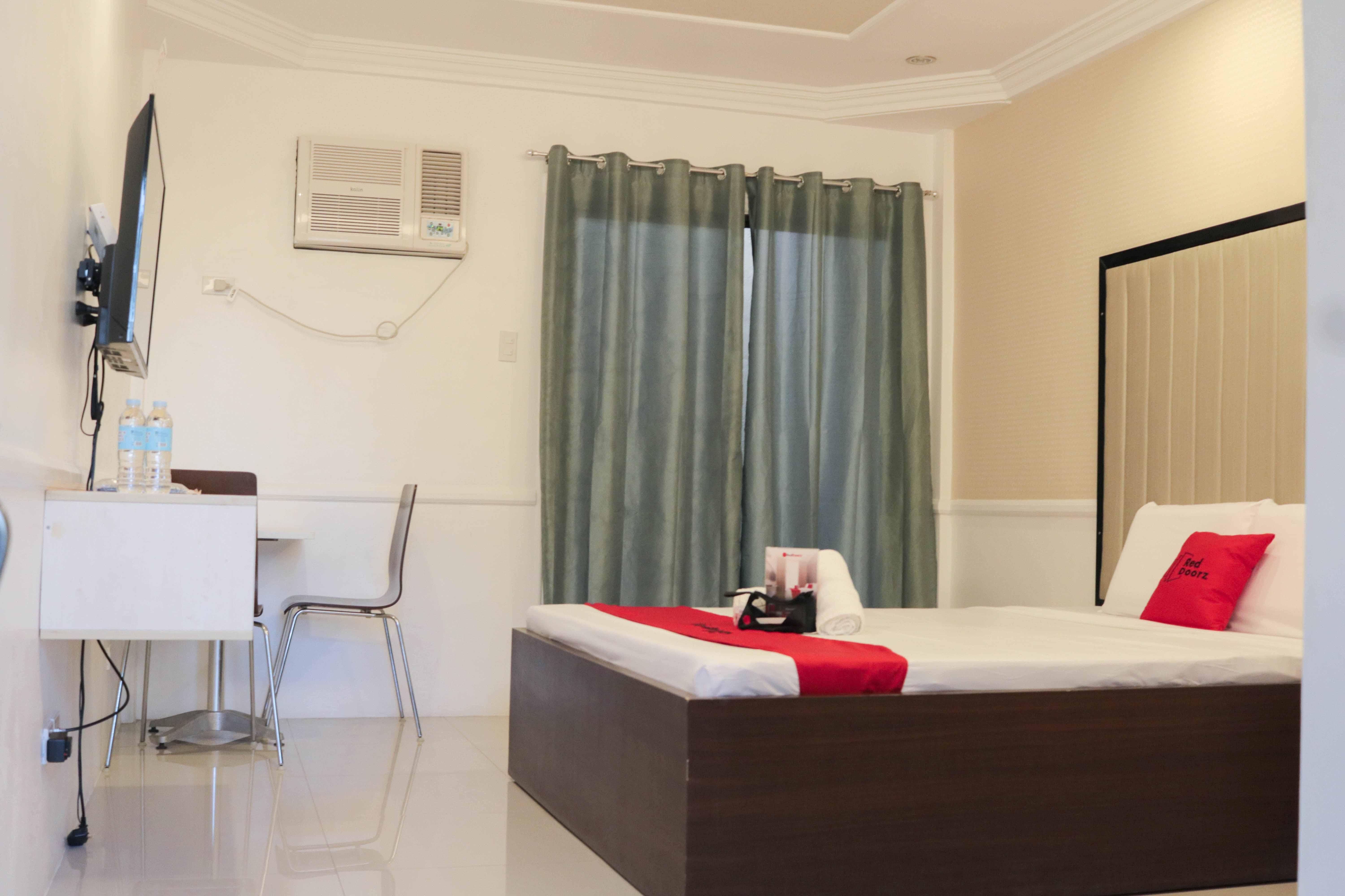 Hotel Reddoorz Premium @ Wireless Cebu Mandaue City