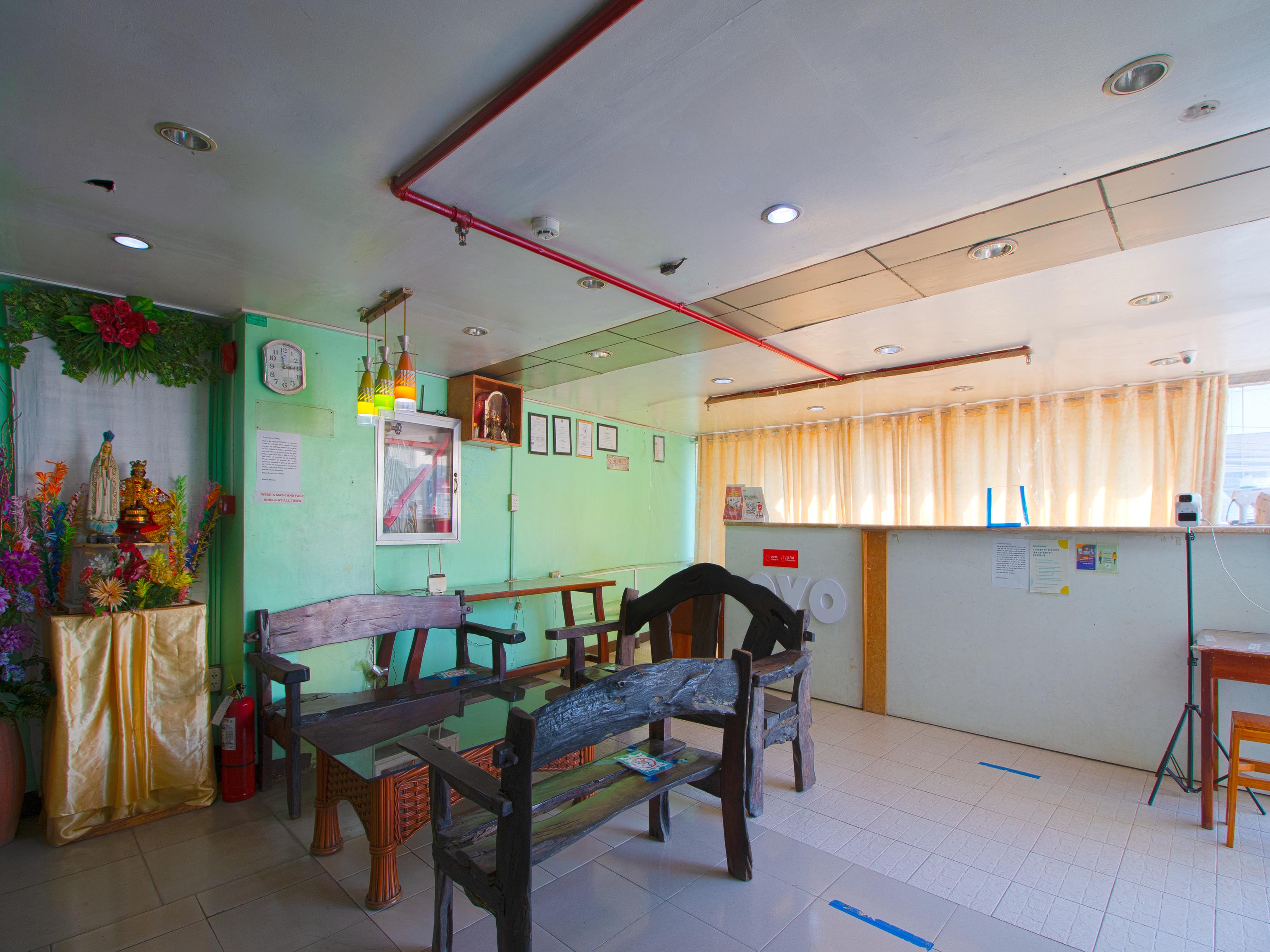 Oyo 677 Roseate Hotel 3*