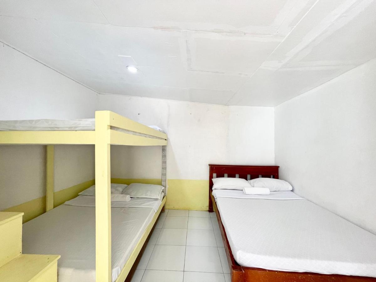 Hotel Oyo 899 Merie Diz Sunrise 2*