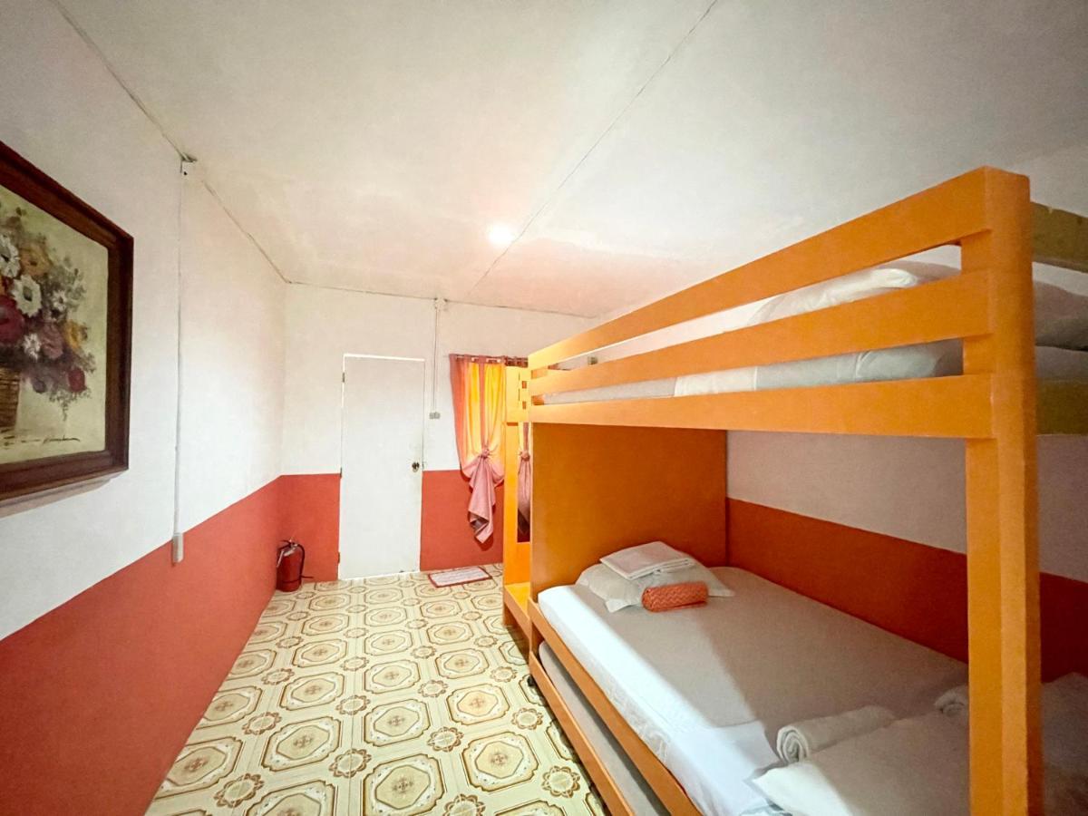 Oyo 899 Merie Diz Sunrise Hotel