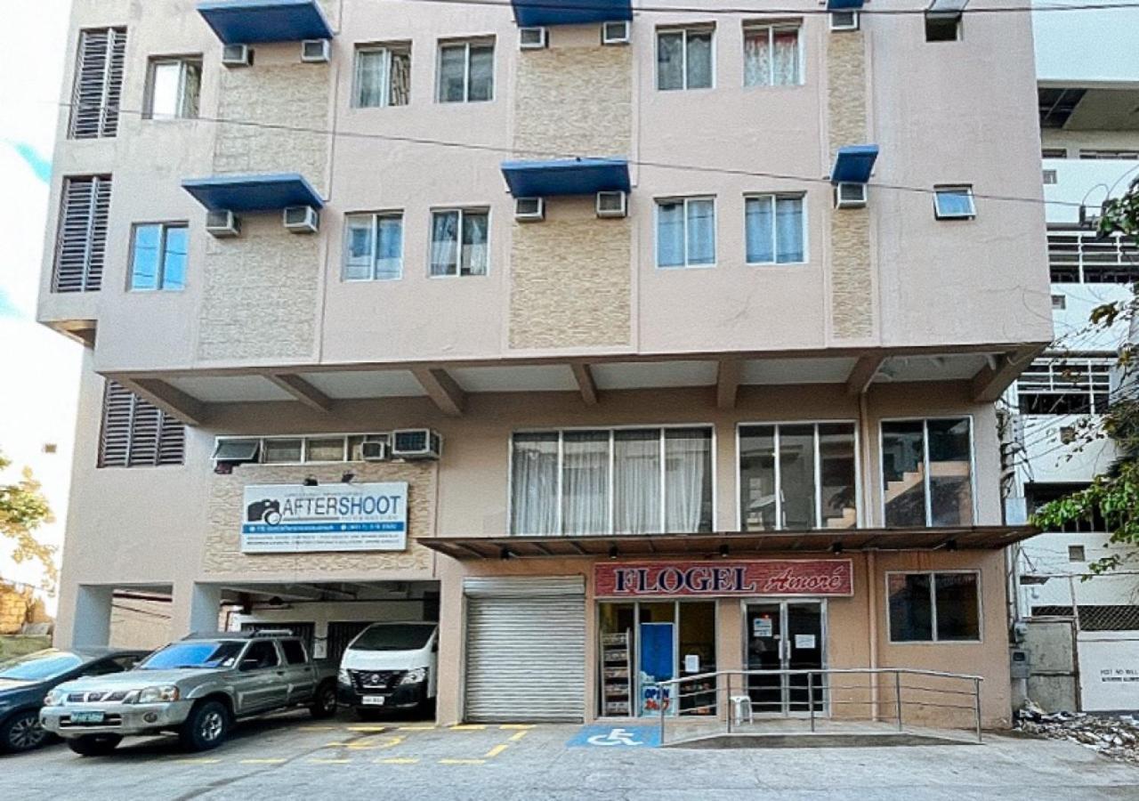 Hotel Flogel House *