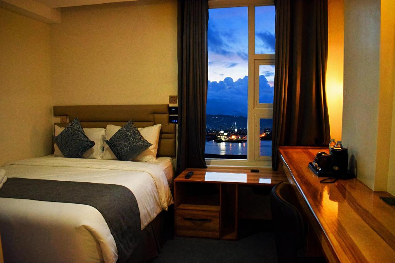 Sempre Premier - Mactan Airport Hotel
