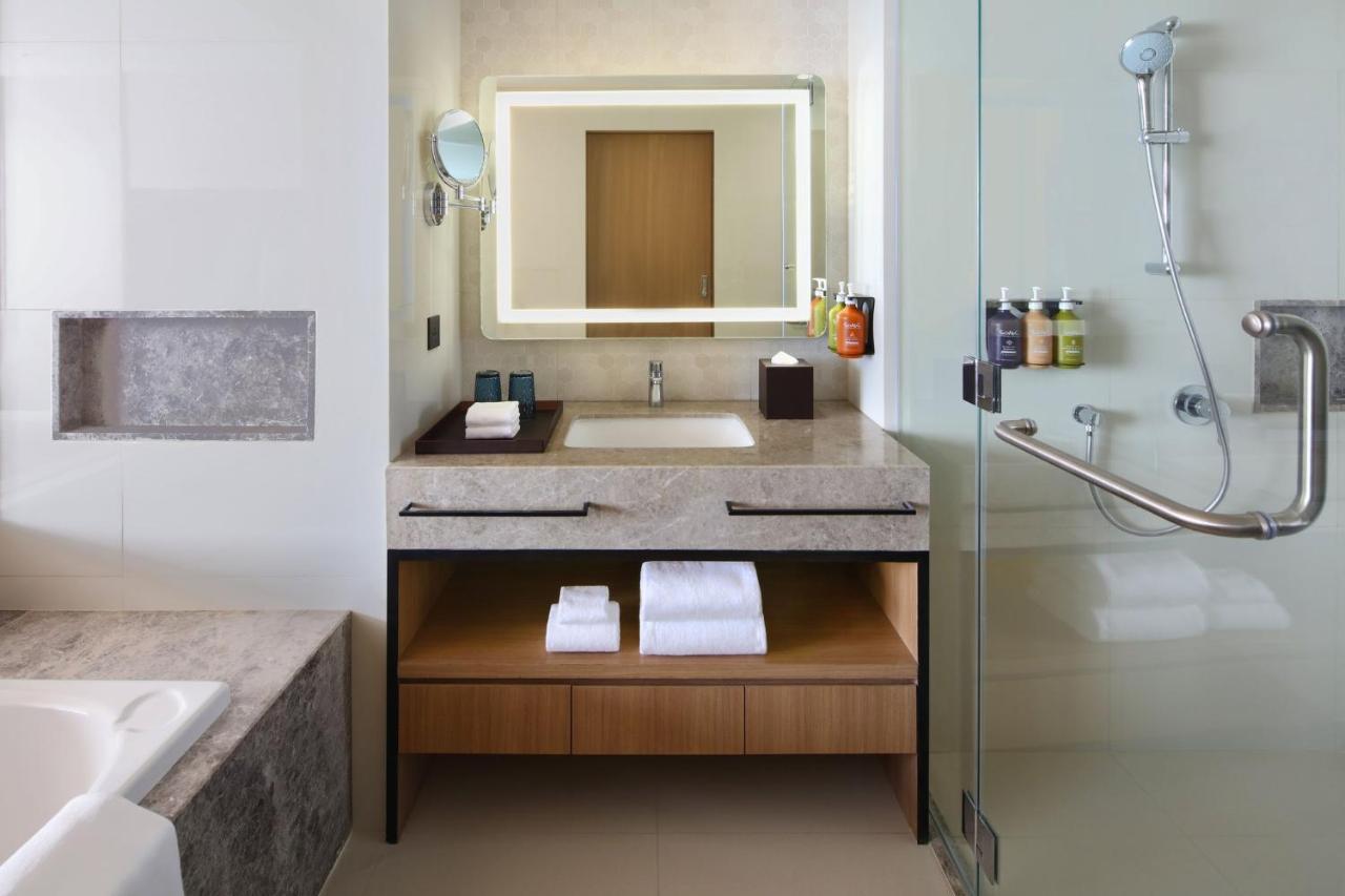Hotel By Ihg Cebu