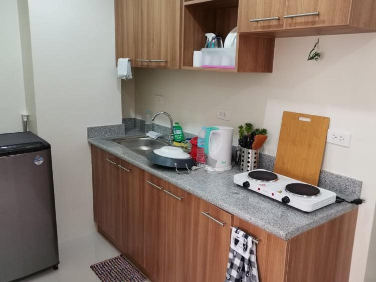 K&c's Place Fully Furnished Unit Apartment *