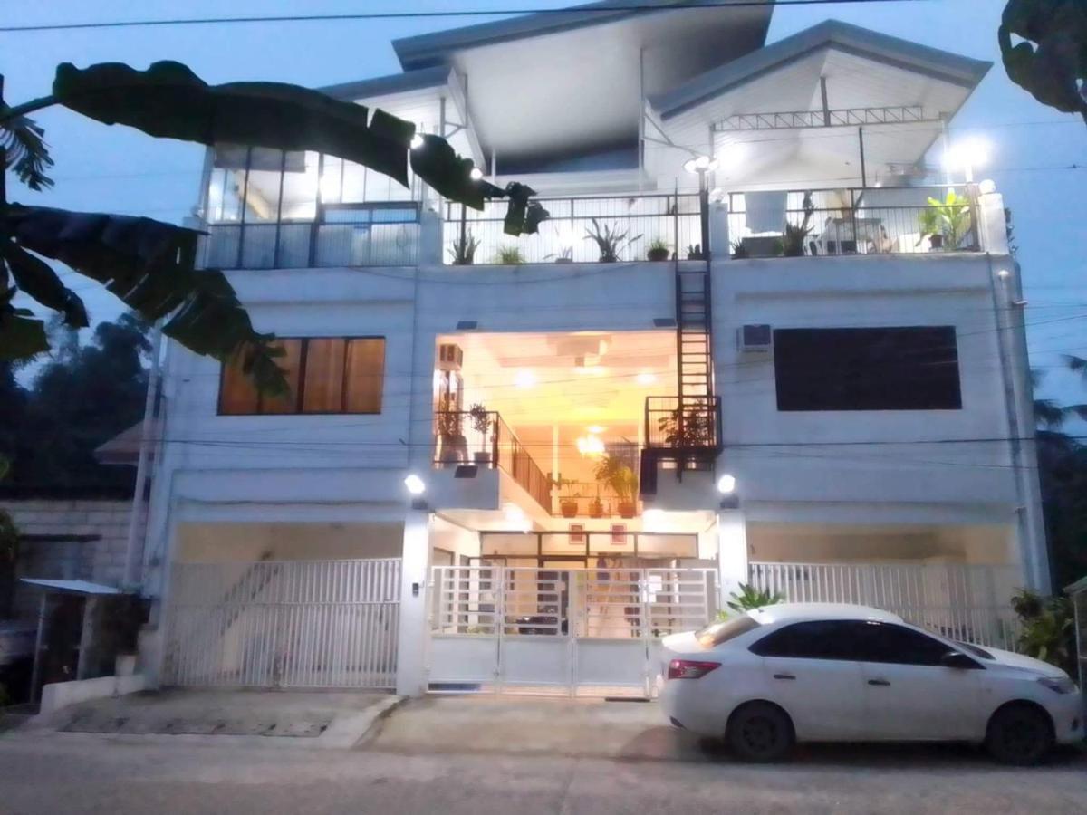 Luna Travellers Bed & Breakfast