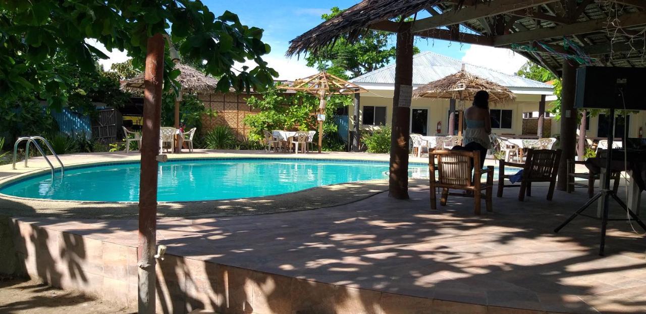 The Shark's Tail Dive Center Resort Daanbantayan