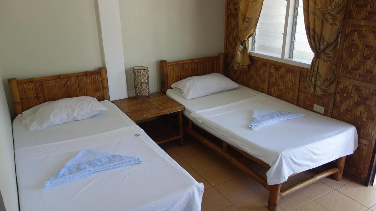 The Shark's Tail Dive Center Resort Daanbantayan