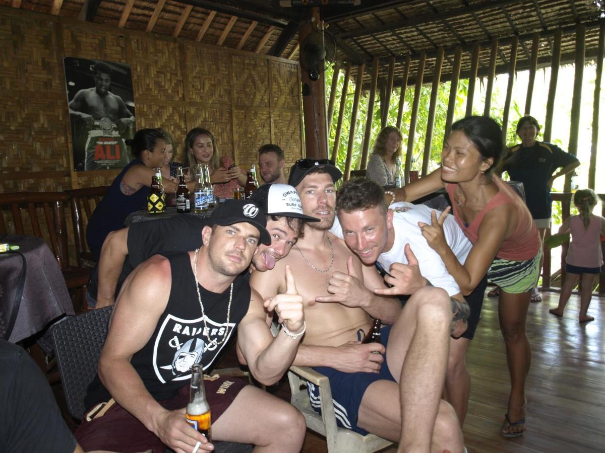 The Shark's Tail Dive Center 3* Daanbantayan