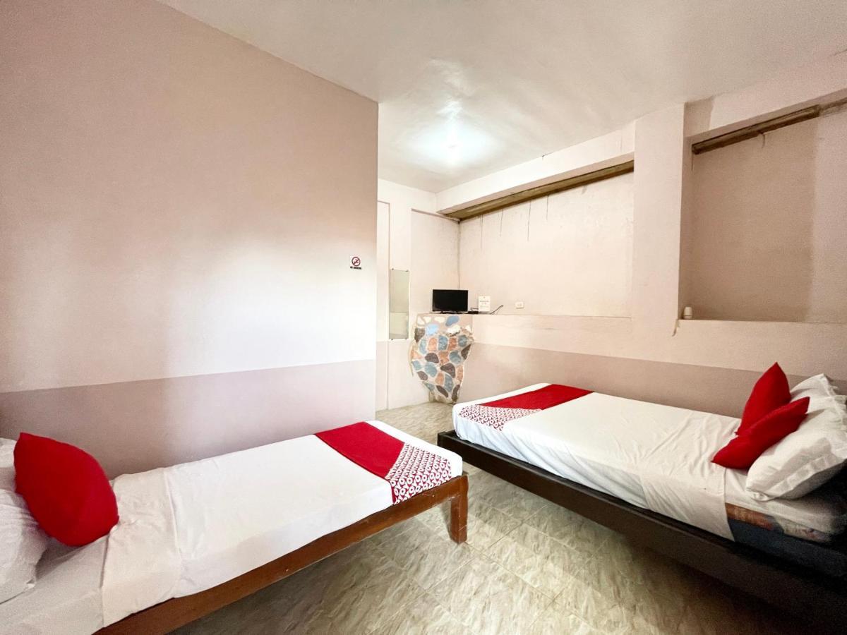 Hotel Oyo 899 Merie Diz Sunrise 2*