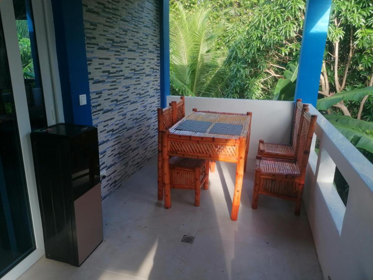 Jana, Bantayan, Casa de hóspedes Santa Fé