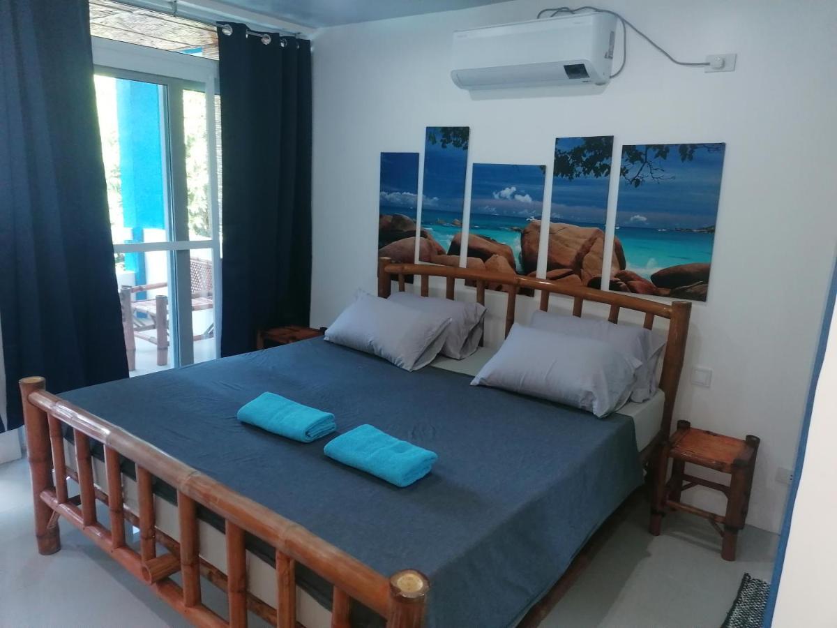 Jana, Bantayan, *