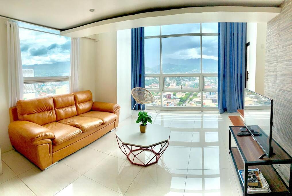 Spacious And Cozy 2-br In