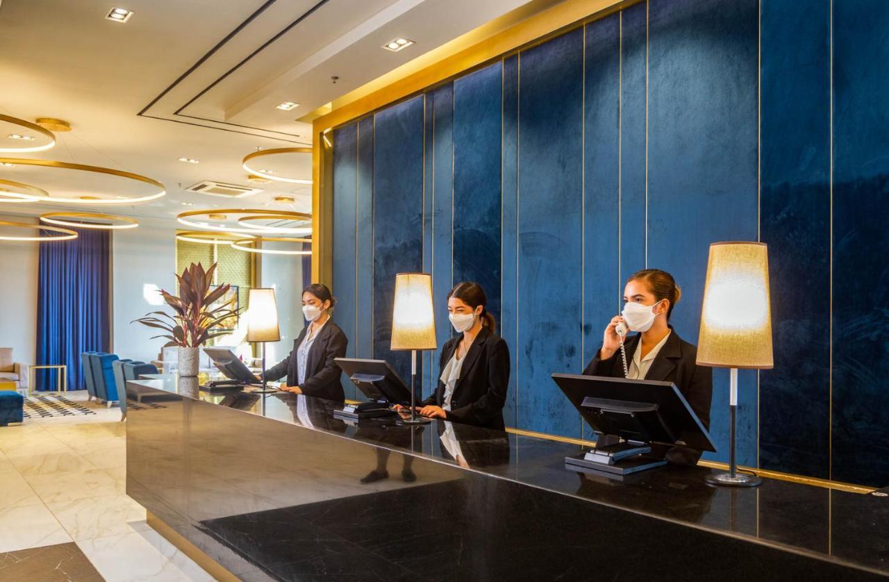 Noble Hotel