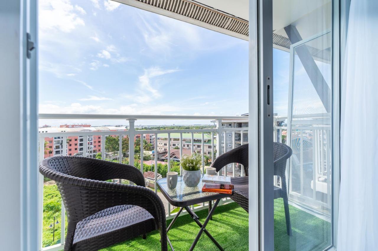 Apartamento 732 Express Condotel, 3 Minutes To Airport, With Gym & Pool Fast Wi-fi, Free Netflix *